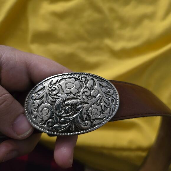 Kids Brown Leather Belt With Western Buckle Size L– Genuine Leather Cowboy Style - Picture 9 of 9